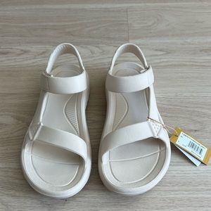 NWT Teca hurricane drift sz 7